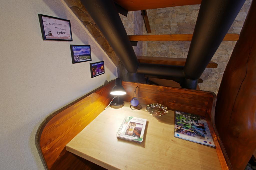 Yellow Paradise House Hrabusice Bagian luar foto